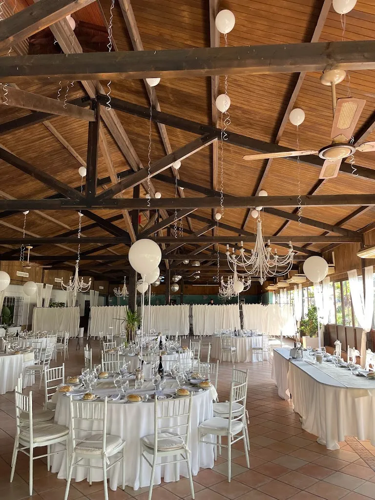 Restaurante El Trocadero - Salon de Celebraciones_Valverde del Camino_slider_image_3