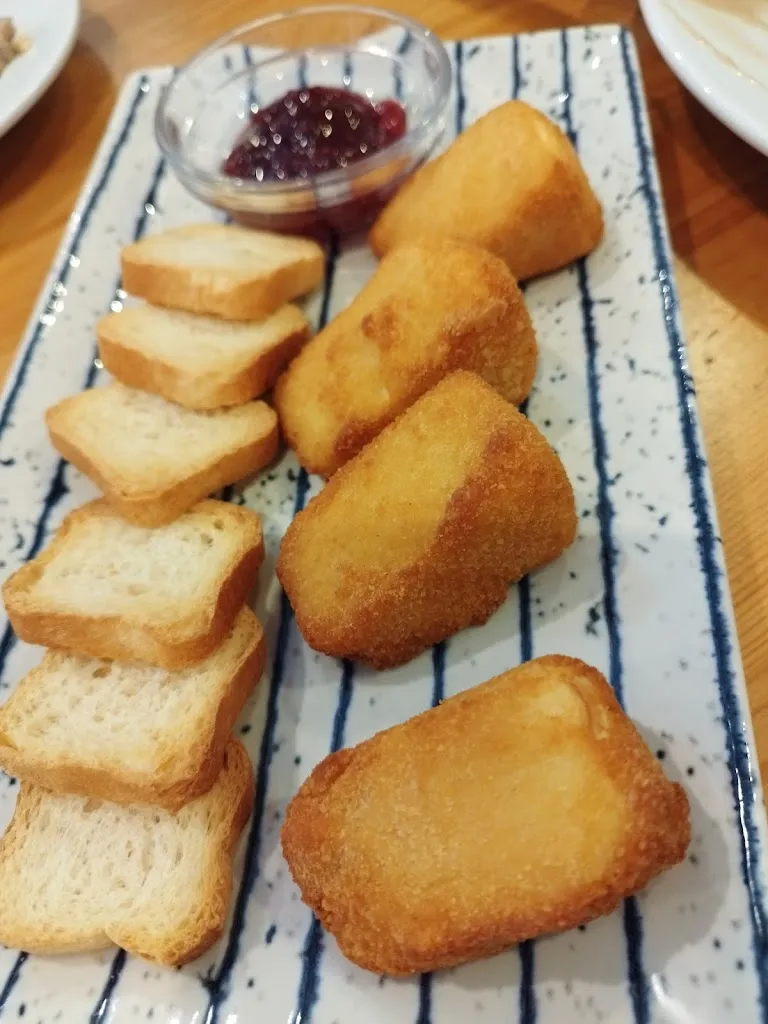 Irene Hdez_Café-Bar El Bocaito_Valverde del Camino_review