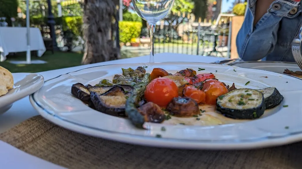 Menu_LA TAPIADA RESTAURANT_Albelda_immagine_9