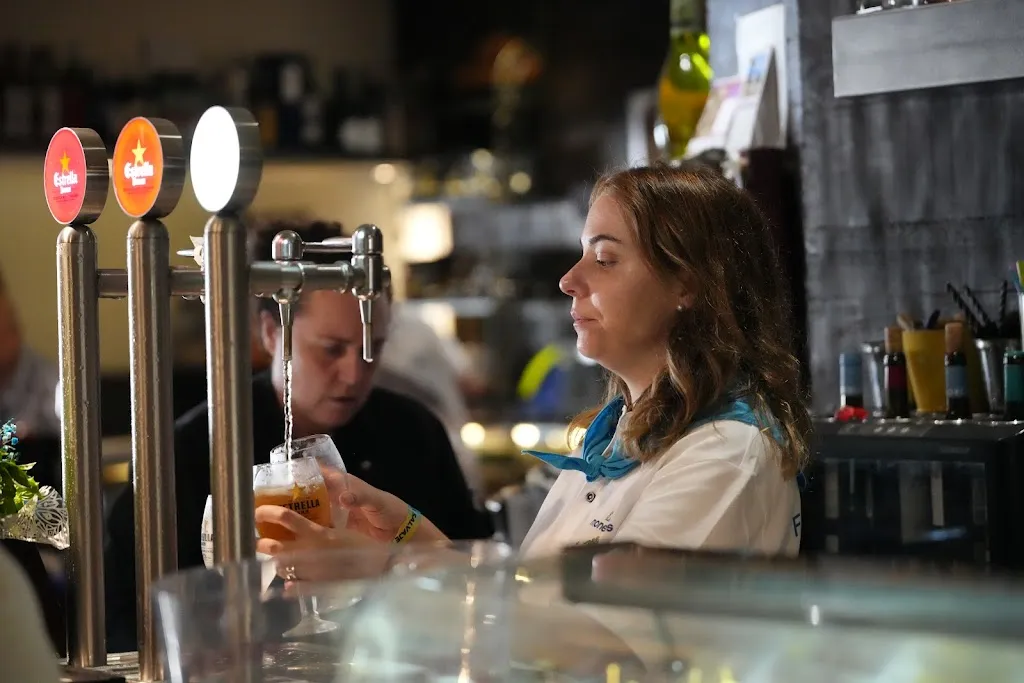 Restaurante Monegros restaurant in Albalatillo