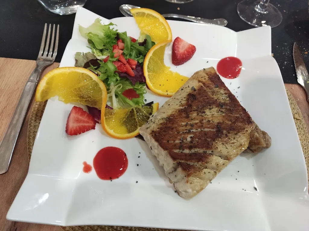 Hotel Restaurante Sariñena restaurant in Albalatillo