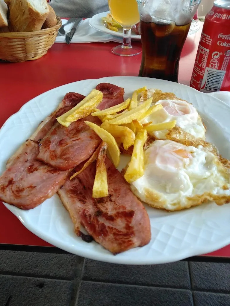 restaurante cafeteria carlos_Albalatillo_slider_image_3