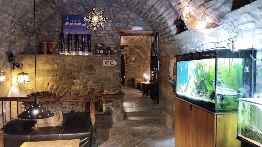 Restaurante Mora Nuei_Aínsa-Sobrarbe_slider_image_1