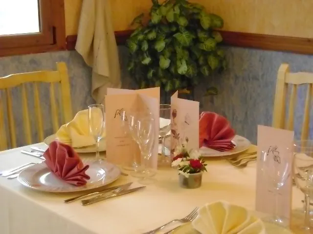 Restaurante Montecorvaz_Alberuela de Tubo_slider_image_1