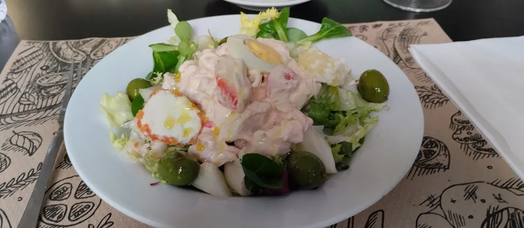 Menu_Local social arrabal_Alberuela de Tubo_image_1