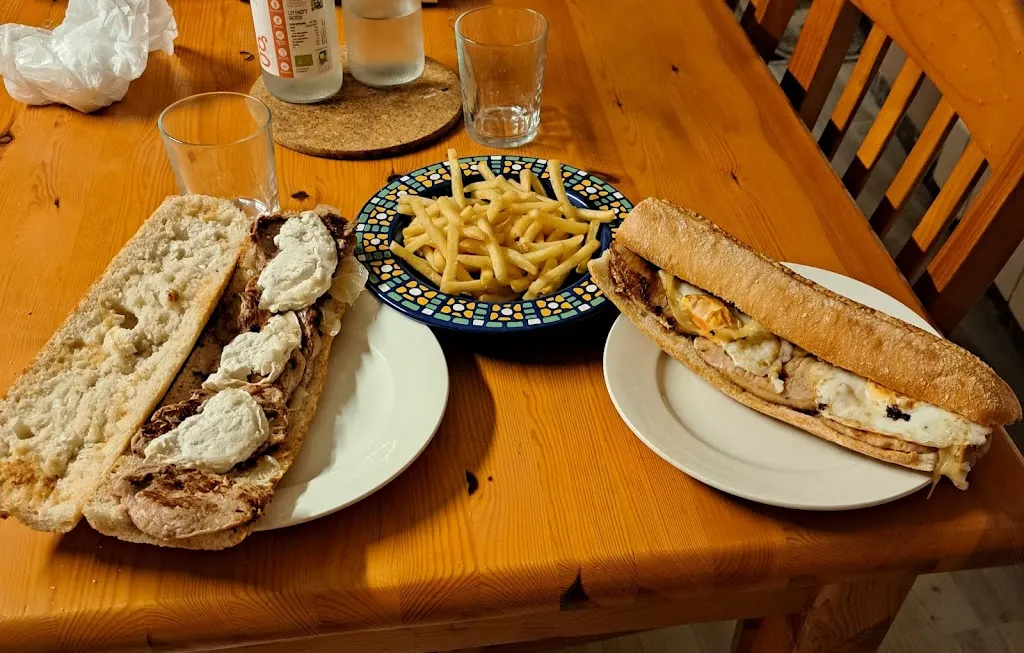 Menu_Local social arrabal_Alberuela de Tubo_image_4