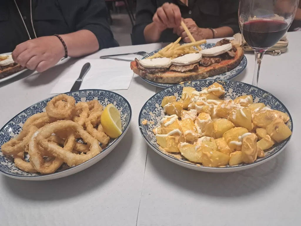 Menu_Local social arrabal_Alberuela de Tubo_image_5