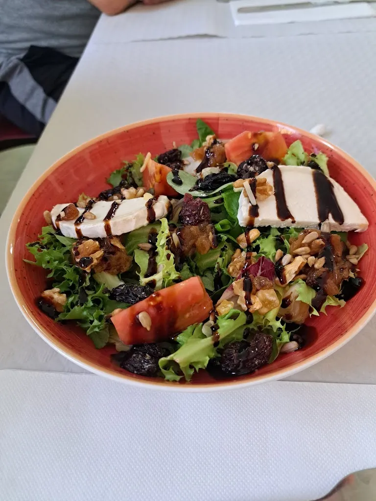 Menu_Local social arrabal_Alberuela de Tubo_image_6