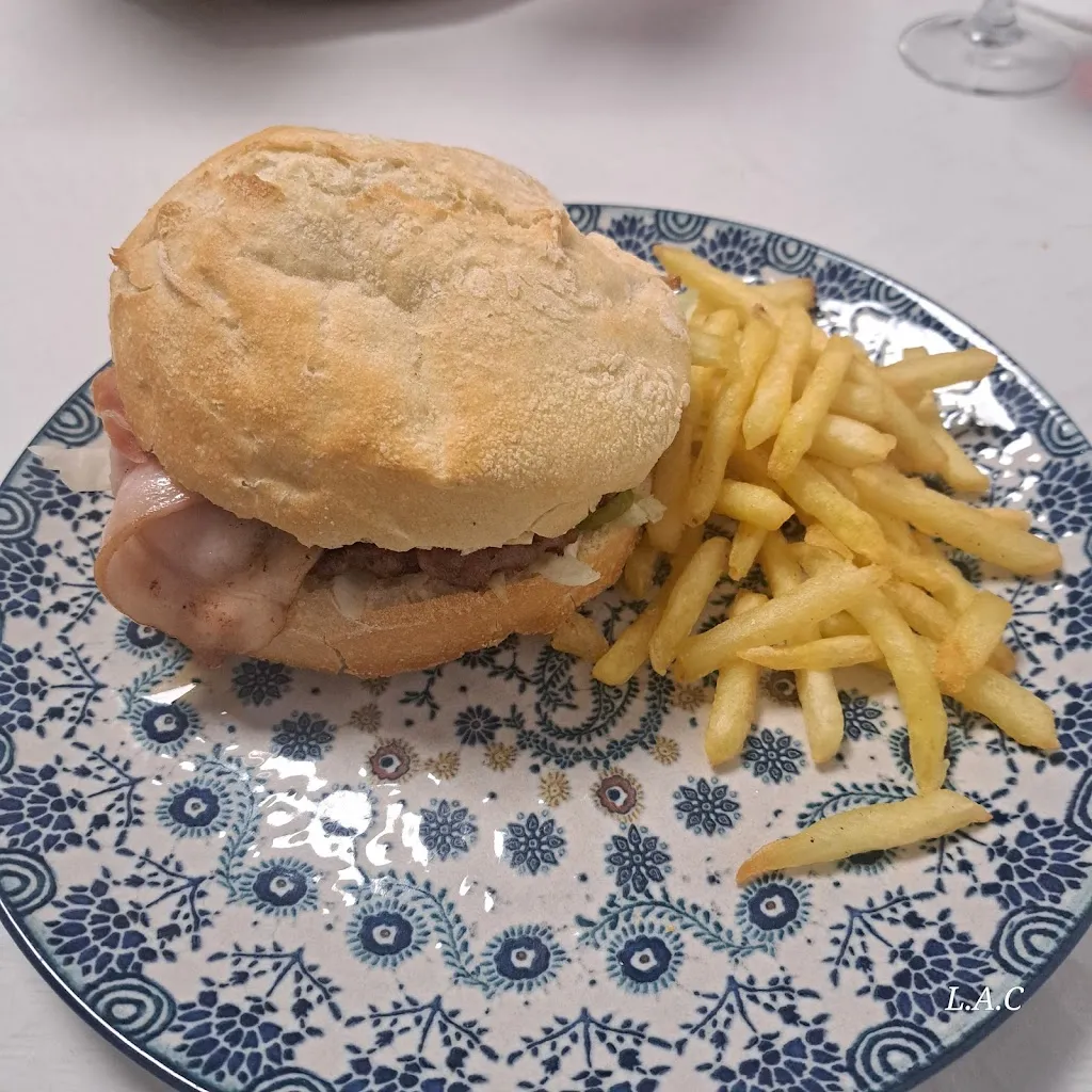 Local social arrabal_Alberuela de Tubo_slider_image_3