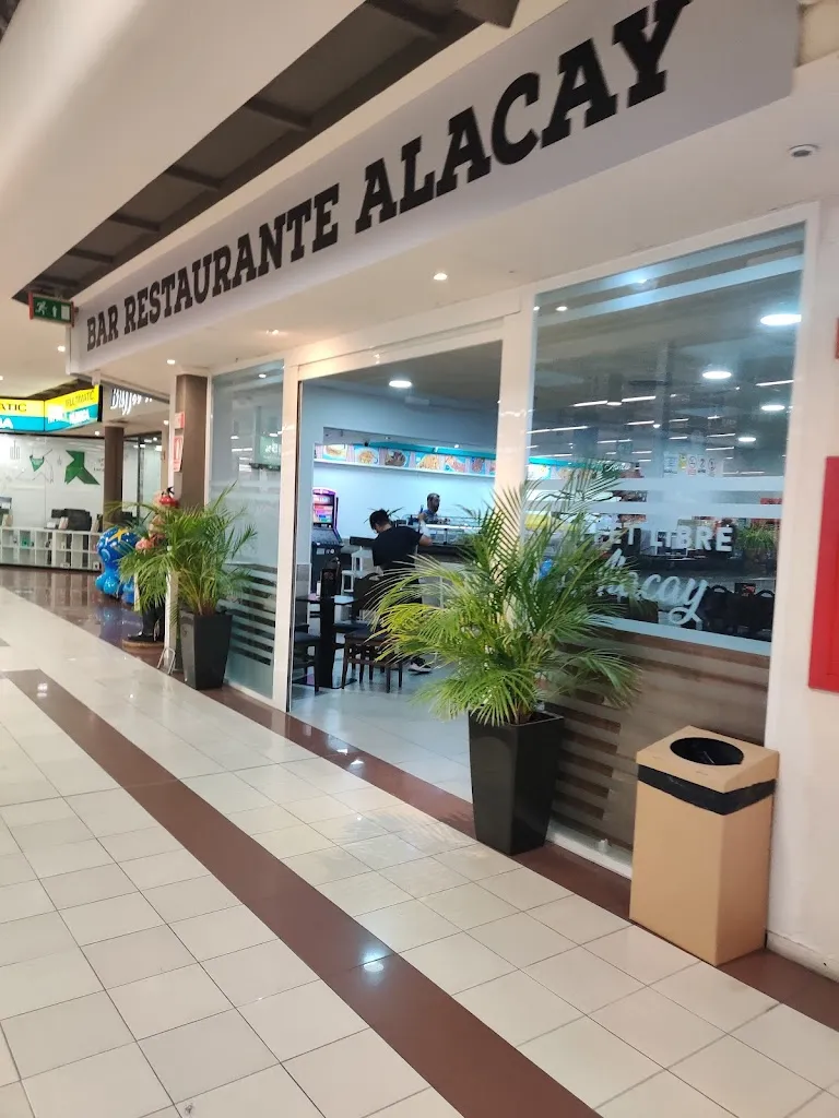 Alacay restaurant in Alerre