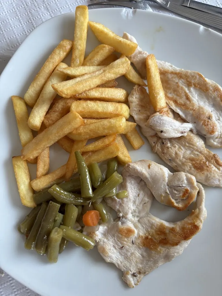 Ezequiel Molto_Restaurante El Paseo_Busot_review