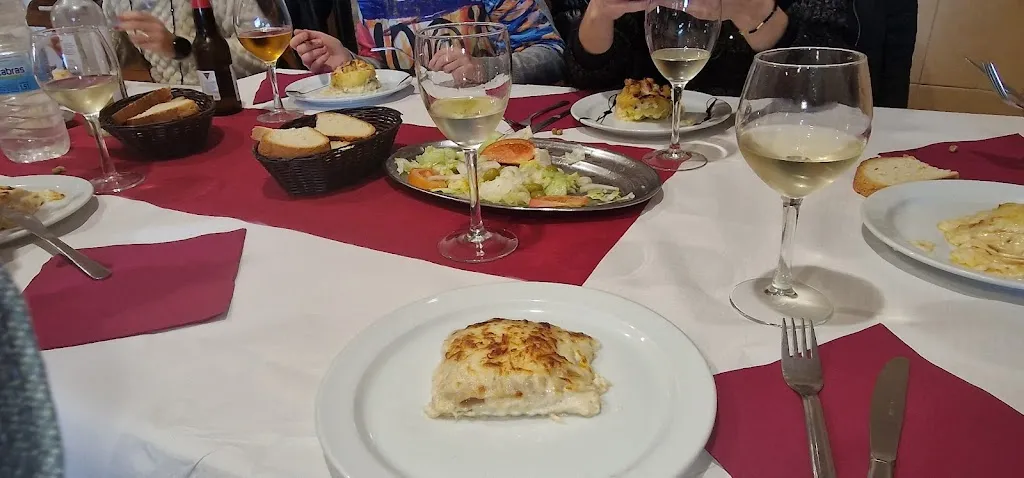 Bar Restaurante El Mirador_Alcolea de Cinca_slider_image_3