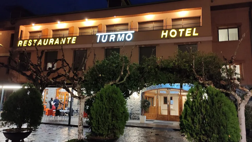Restaurante Turmo restaurant in Aínsa
