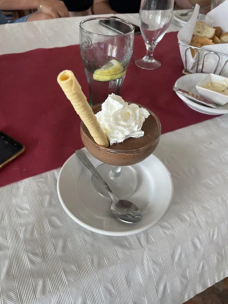 Kiki Exnarová_Restaurante Cinco Hermanos_Busot_review