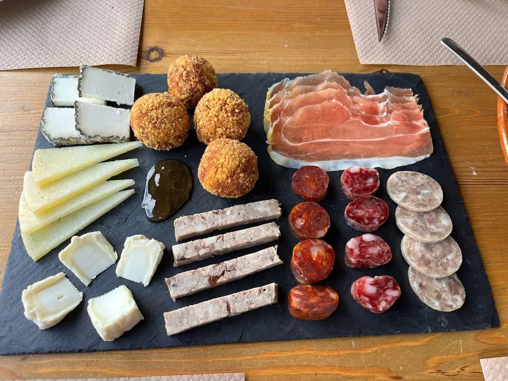 Restaurante Merendero Garcés_Aínsa_slider_image_2