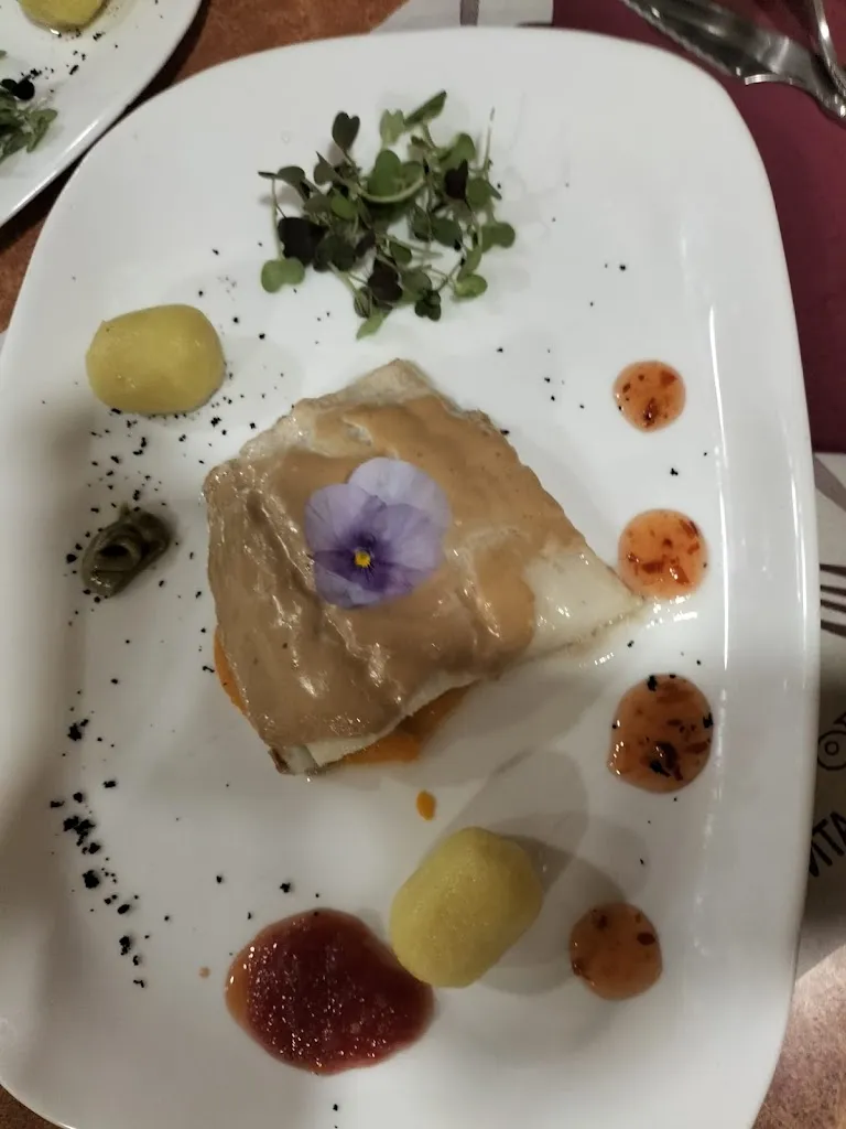 Beatriz Ara_Albergue el Arco Frula_Almuniente_recensione