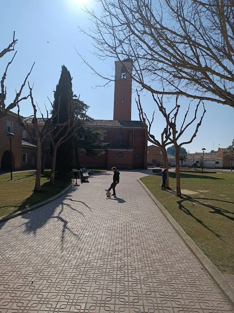 Albergue el Arco Frula_Almuniente_slider_image_2