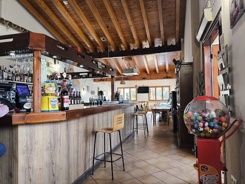 Can Yosvani_Altorricón_slider_image_1