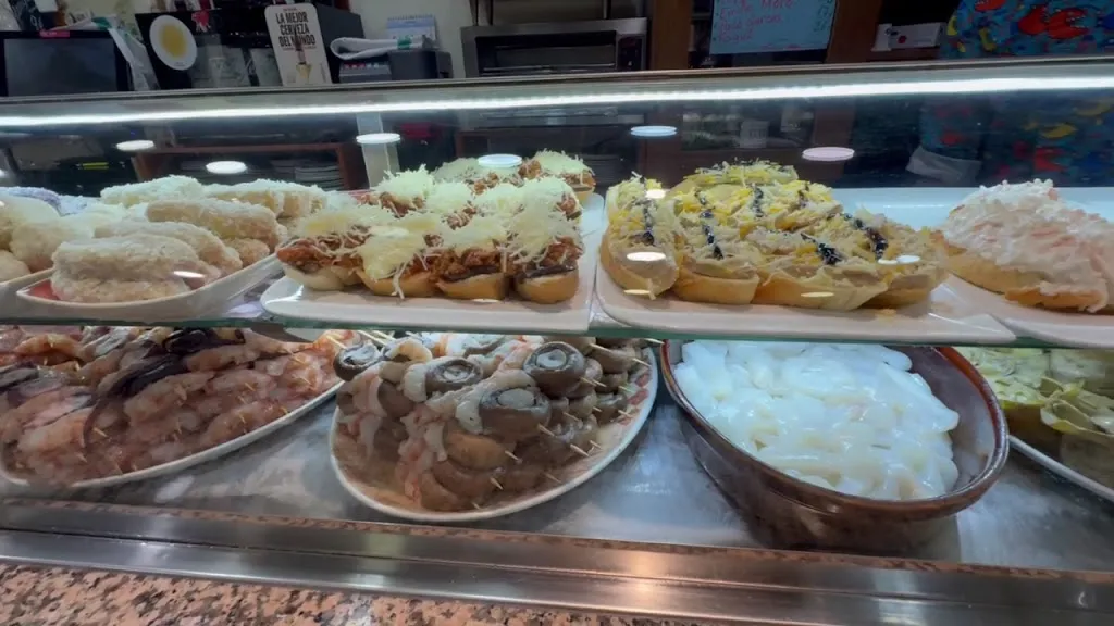 Sergio Giro_Bar Cervino_Almozara_avis