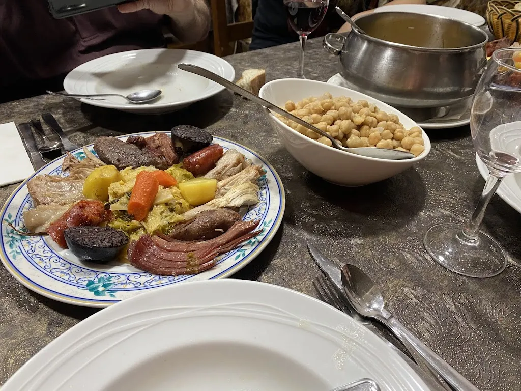 Tina Femea_Restaurante Rasa_Almozara_review