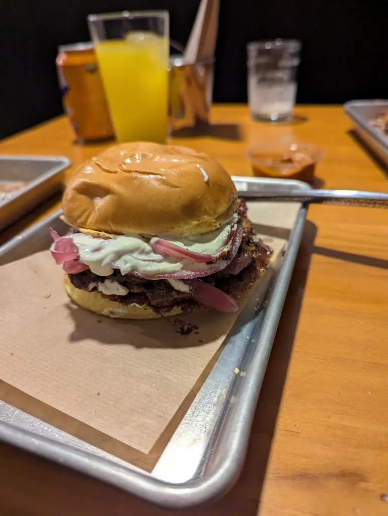 Rich A_MADISON Smashburgers | Hamburguesas Zaragoza_Almozara_recensione