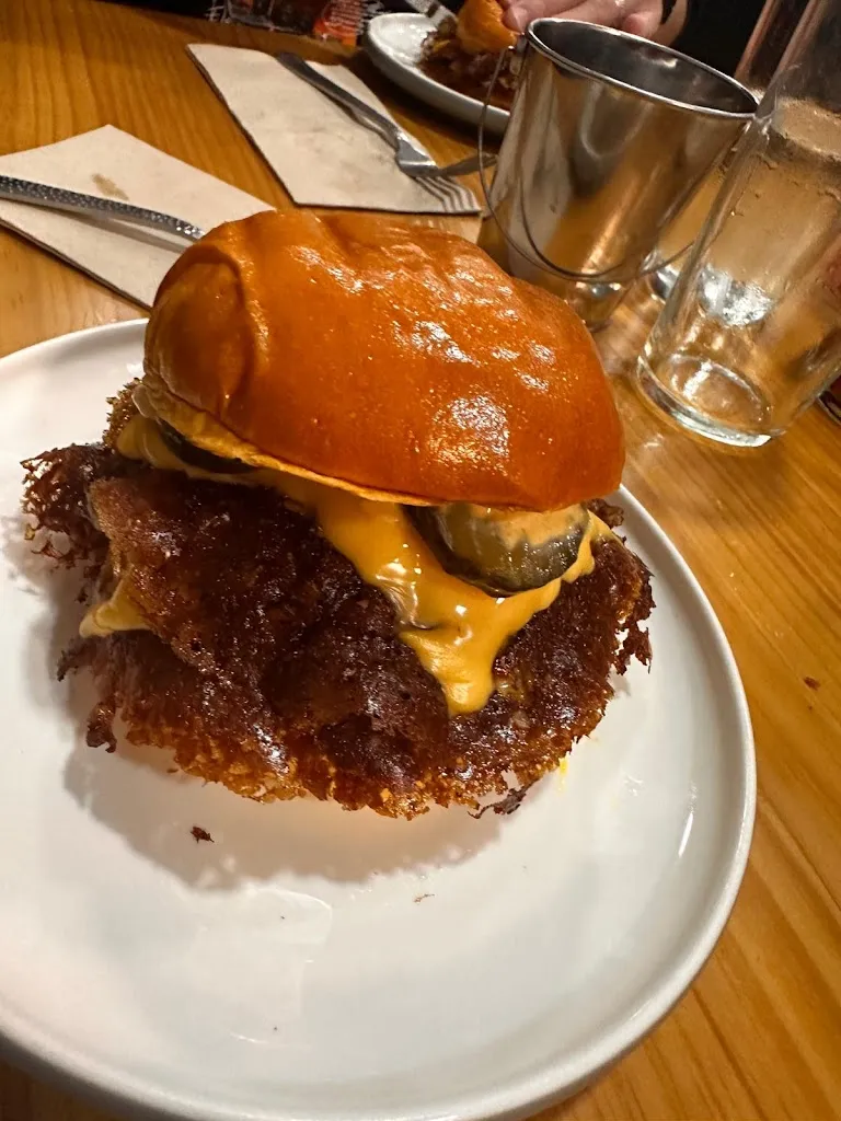 Vagner de Camargo_MADISON Smashburgers | Hamburguesas Zaragoza_Almozara_recensione