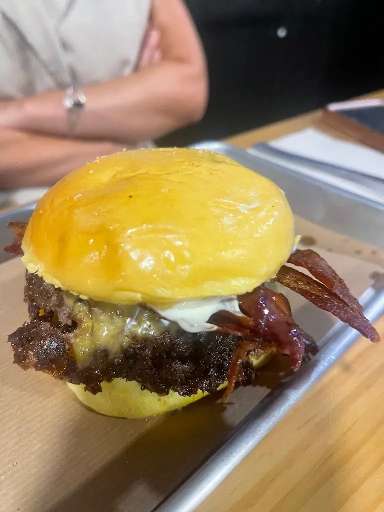 MADISON Smashburgers | Hamburguesas Zaragoza_Almozara_slider_image_3