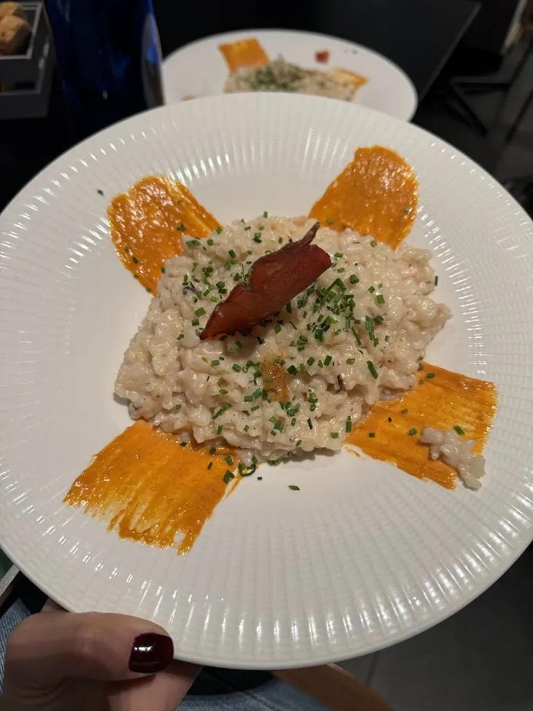 María Mendoza_Aneto 3404_Alfántega_review