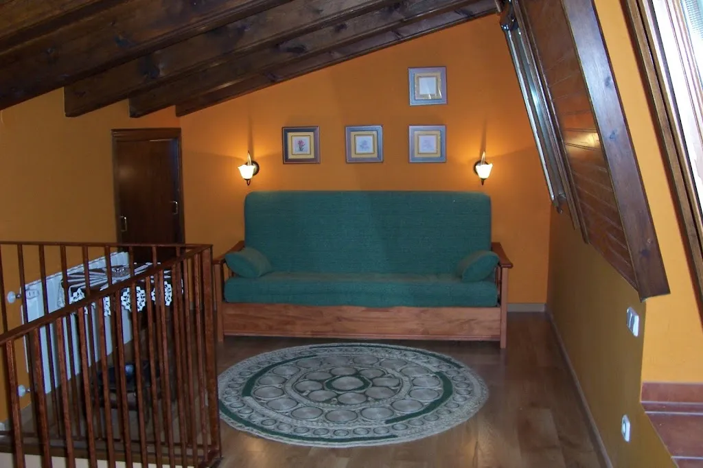 Hostal Casa Laure y Mª José restaurant in Arenys de Lledó / Arens de Lledó