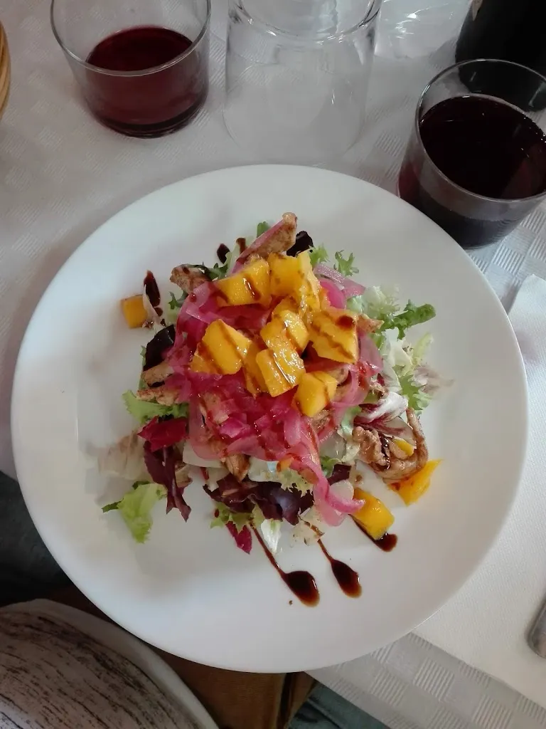 Justi Garcia_Casa Izas_Arguis_review