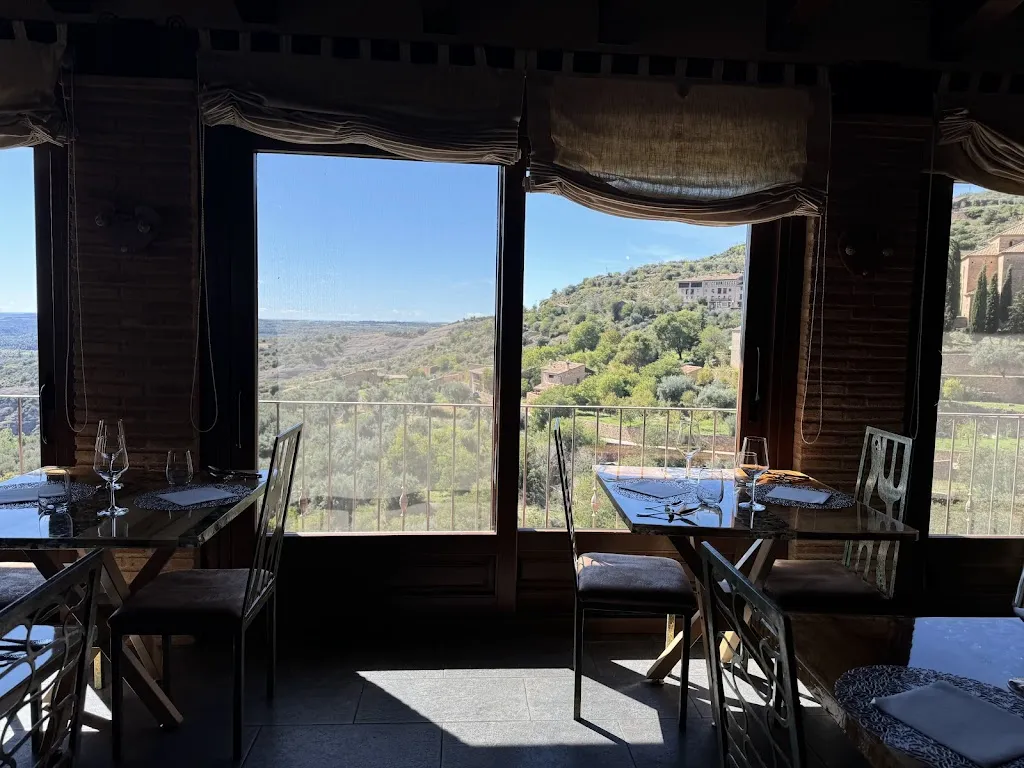 Pau Pérez_Restaurante Cueva Reina | Alquézar_Alquézar_review