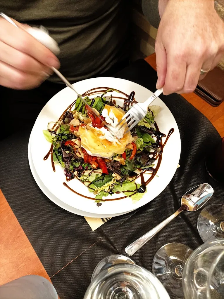 Roy Ferris_Casa Jabonero_Alquézar_review