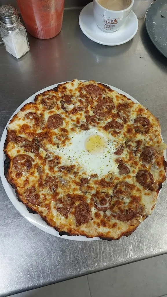 Bar Restaurante Social_Azanuy-Alins_slider_image_2