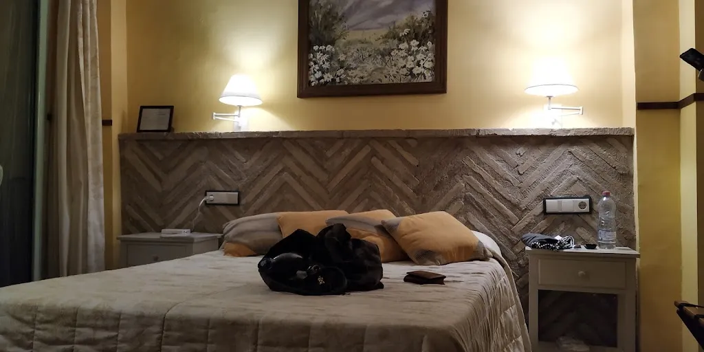 Jan Szczygielski_El Pilaret -_Azanuy-Alins_review