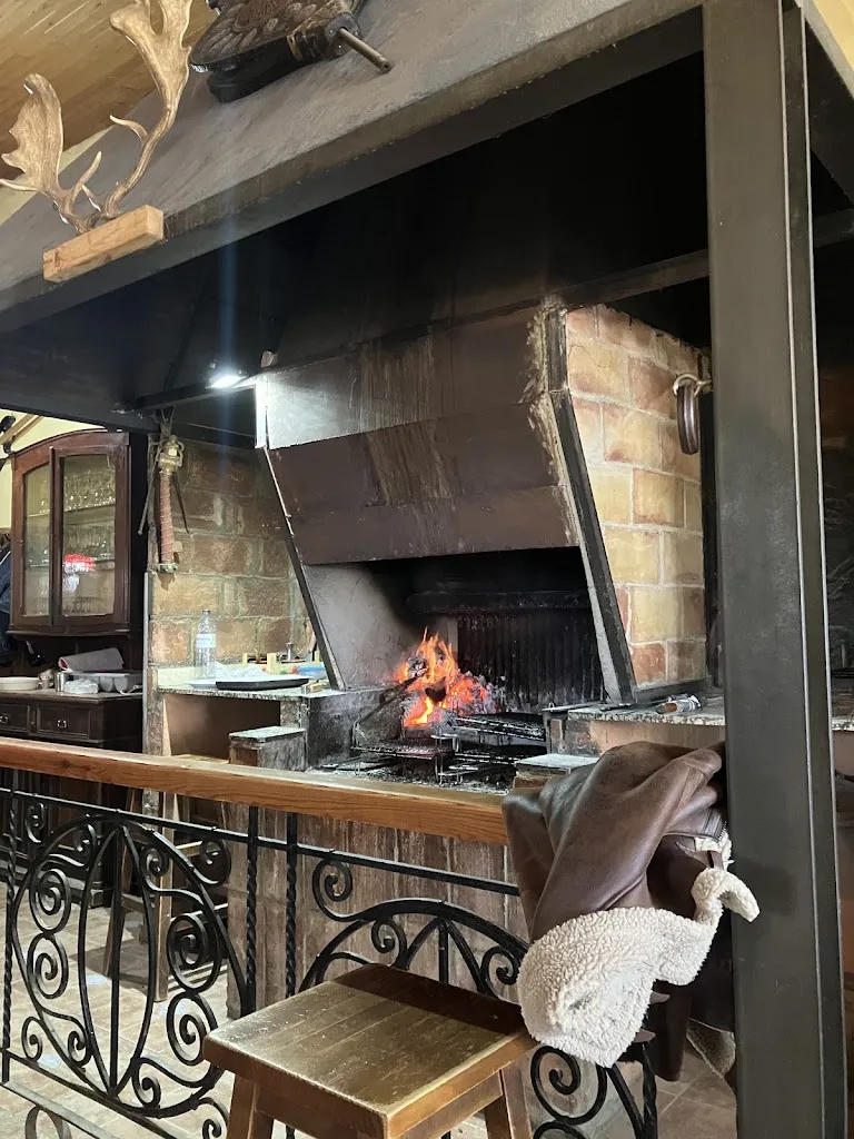 Van M_Asador La Plana_Barbués_recensione