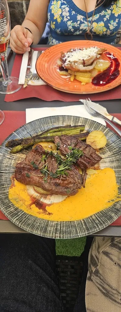 José Miguel Dias_Ara_Aragüés del Puerto_review