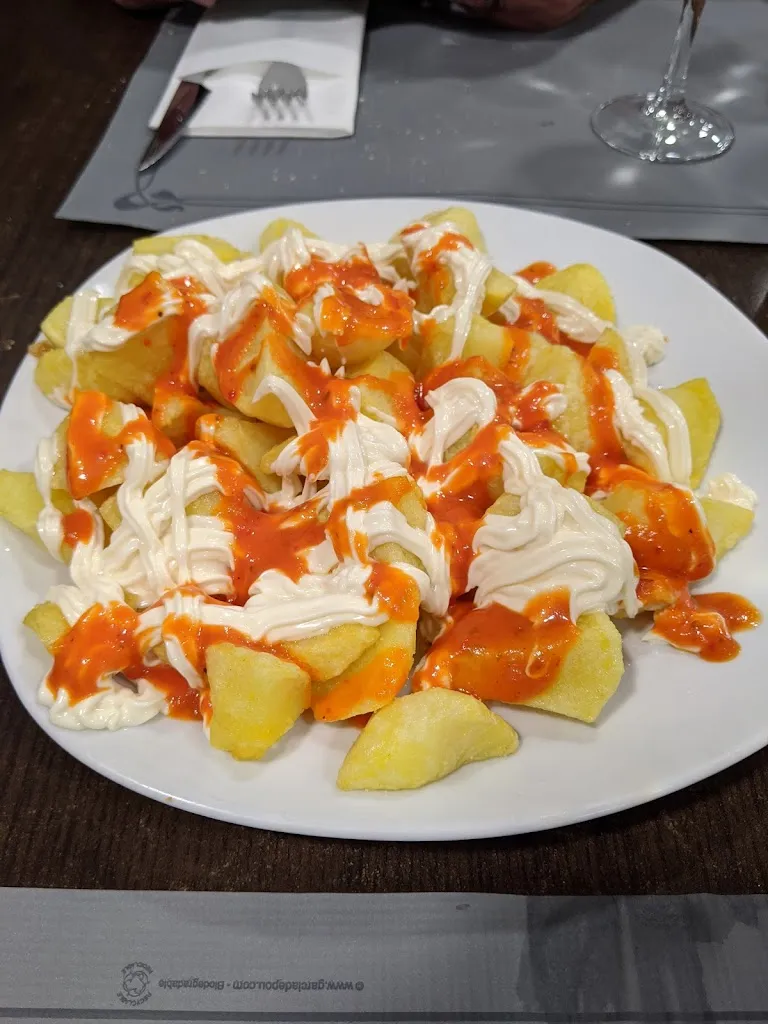 Loves Traveling_Ara_Aragüés del Puerto_review