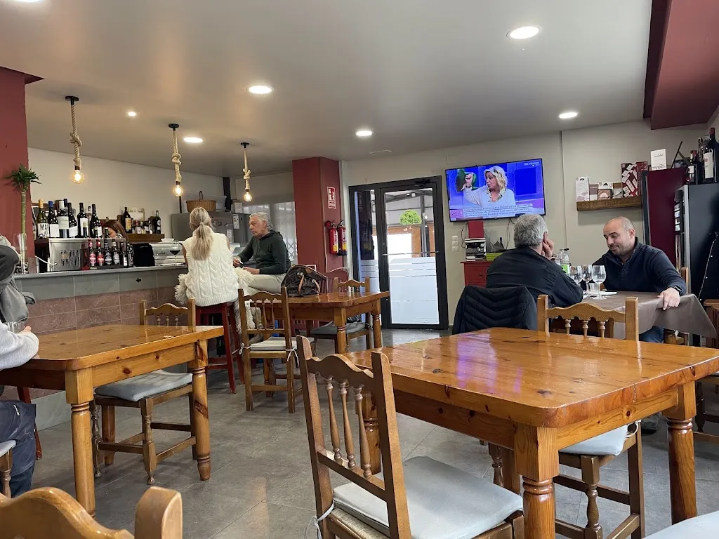 Bar la carrascaBanastas restaurant in Banastás