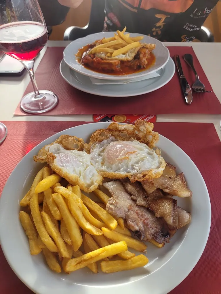 Menu_Bar del Local Social de Banastas_Banastás_image_4