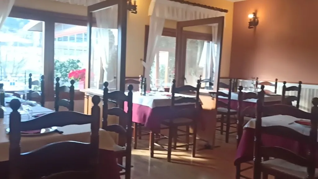 Restaurante Can Pere_Benabarre_slider_image_2