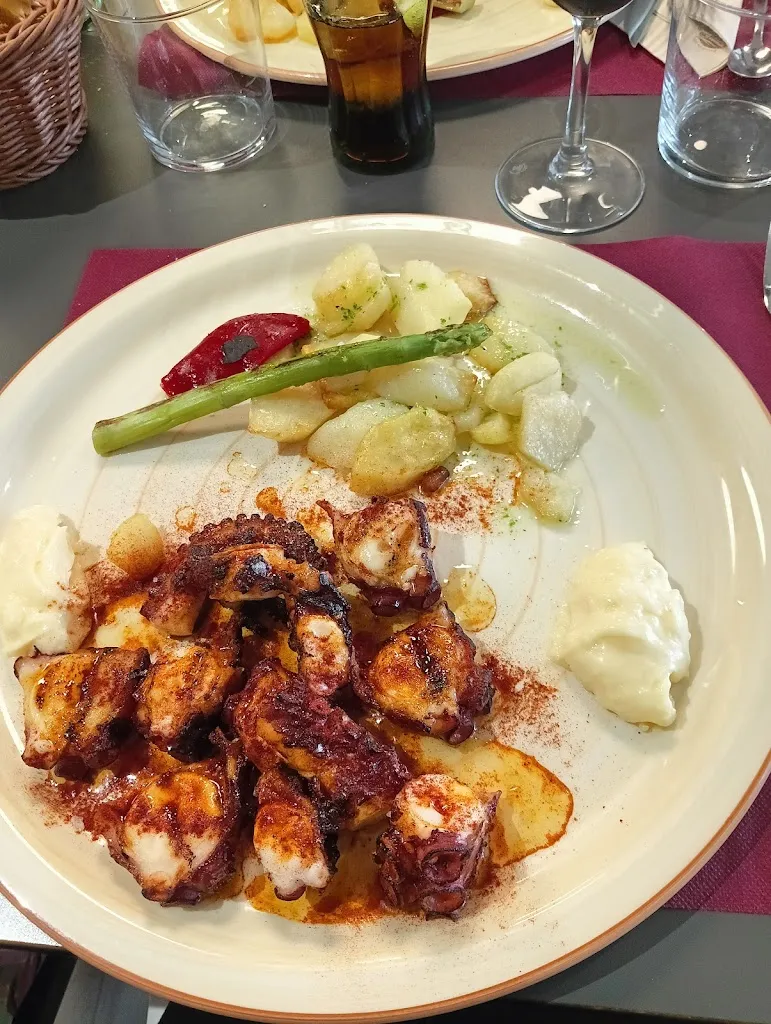 Restaurante Benabarre_Benabarre_slider_image_2