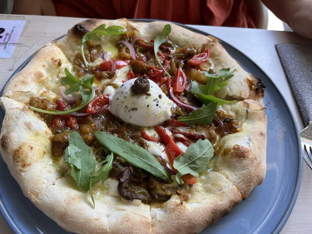 Restaurante La Vita Pizzería_Bielsa_slider_image_3