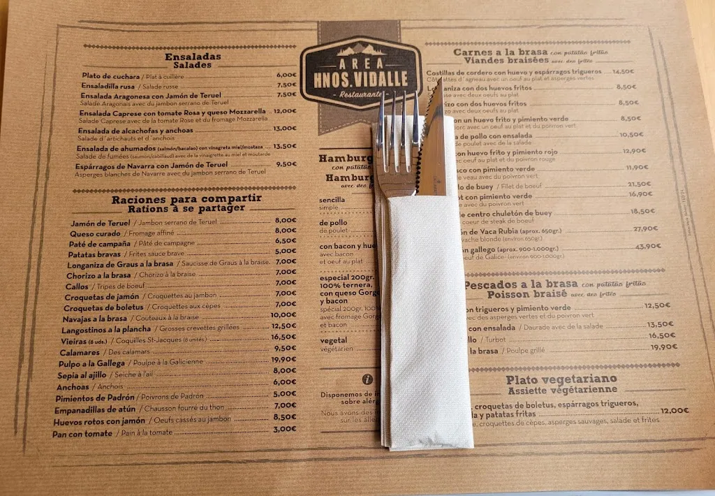 Lena Z'Oro_Área Hnos. Vidalle _Bielsa_review