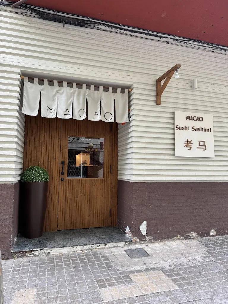 MACAO I Huesca restaurant in Blecua y Torres