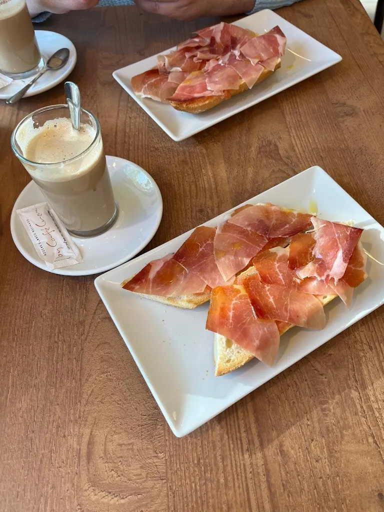 Manuela Martín Rodríguez_Kopas Boltaña_Boltaña_review