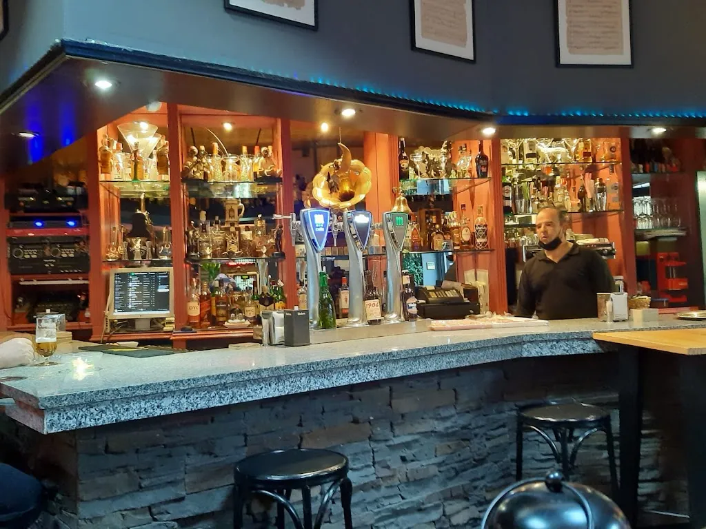 Sue Hartell_Traspies_Boltaña_review