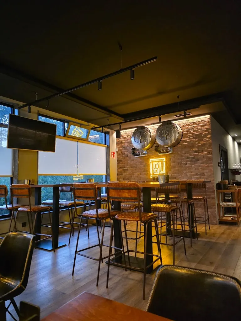 IBU Beer&Grill_Camariñas_slider_image_1