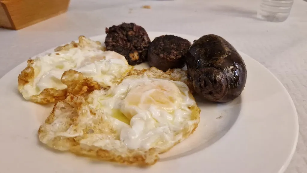 Javier L._Bar Alhambra_Barbastro_review