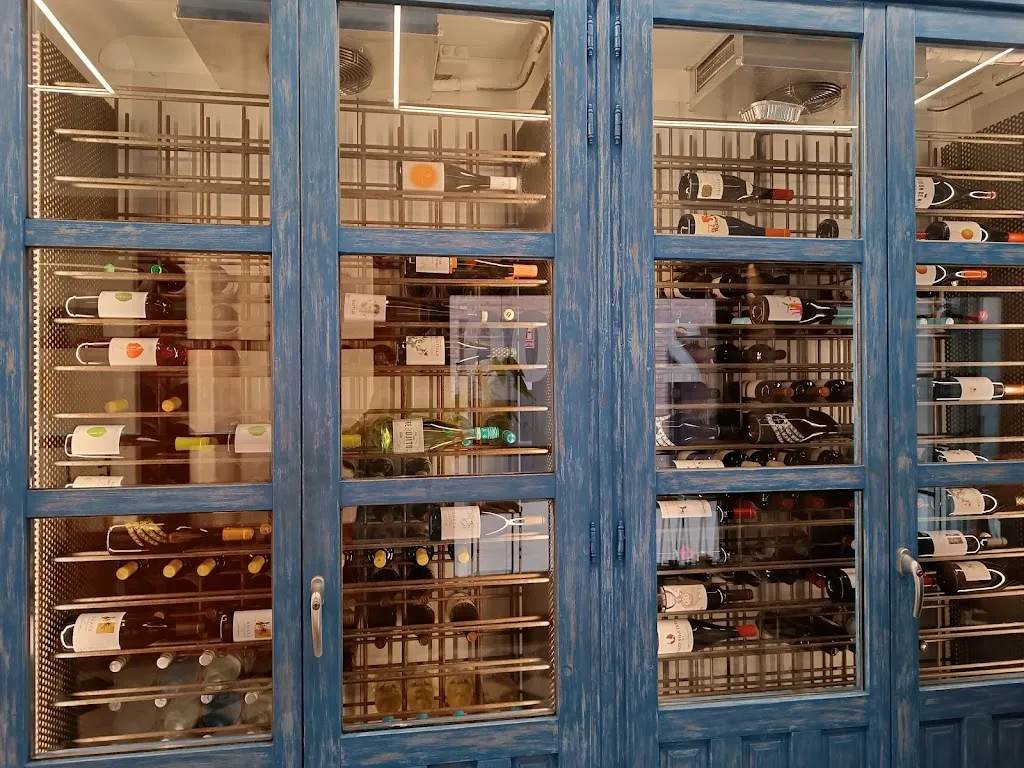 Vermuteria La Lonja del Vino_Barbastro_slider_image_2