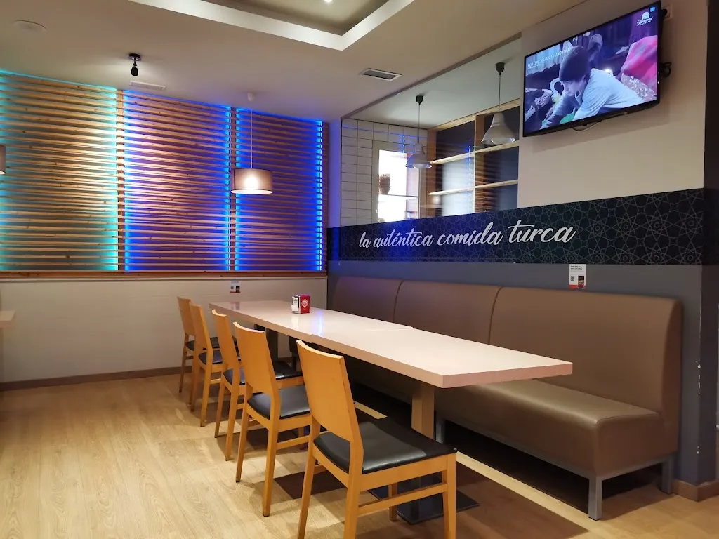 Chris Cheong_Luna de Estambul Barbastro Huesca_Barbastro_recensione